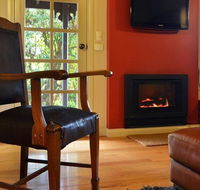 Circa Red London Daylesford - Stays Accommodation