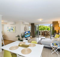 City Stadium Apartment on the riverfront - Stayed