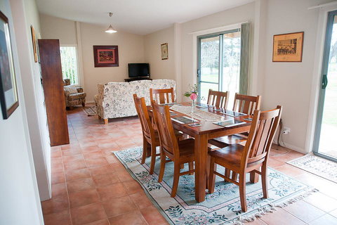 Clarendon Chalets - Stayed 3