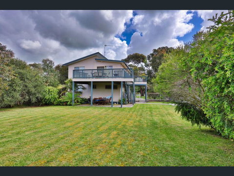 Cloudbreak At Inverloch - Pet Friendly Near Beach - Stayed 1