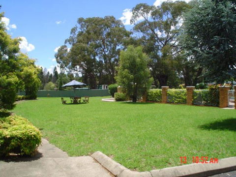 Coachmans Rest Motor Lodge - Stays Accommodation 2