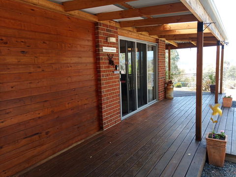 Coast & Country - Stays Accommodation 0
