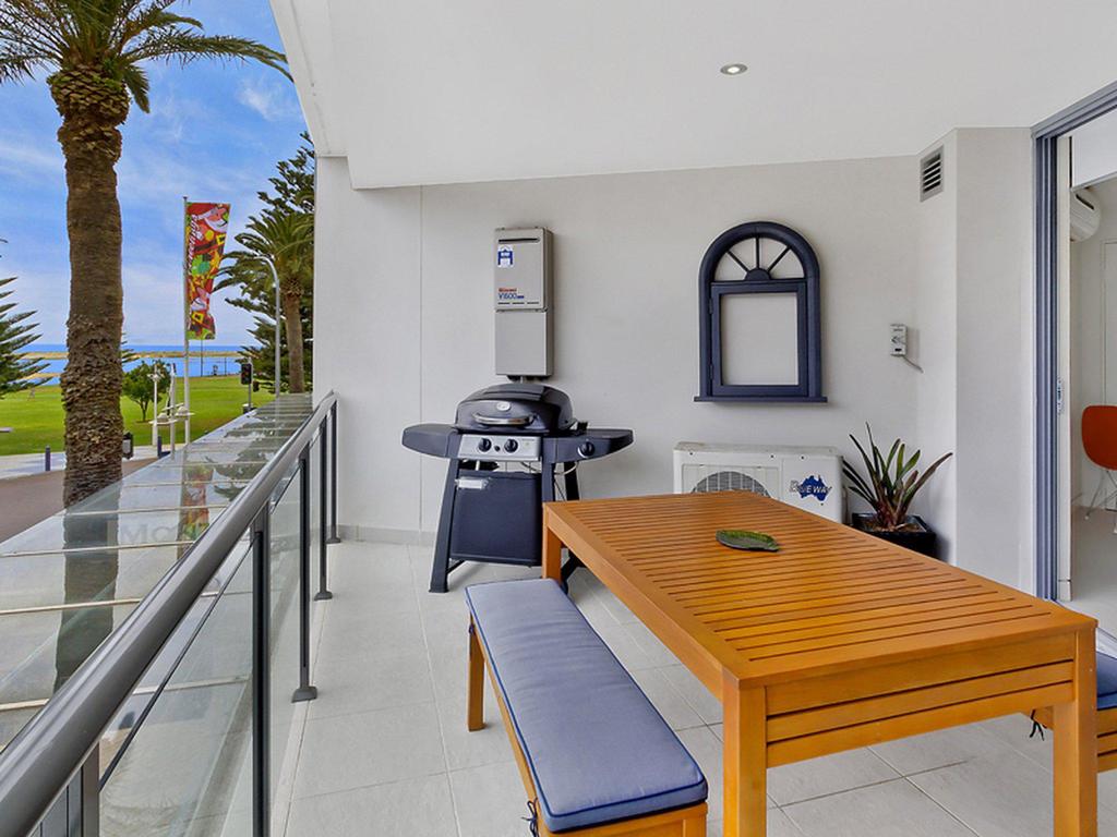 Tumbi Umbi NSW Stayed