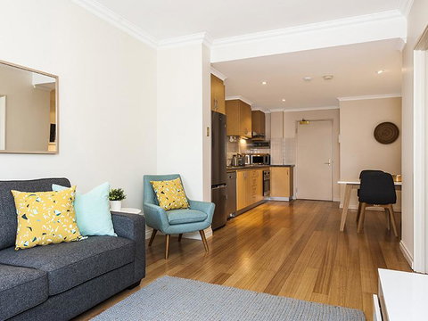 Colin Street Apartment - Stays Accommodation 1