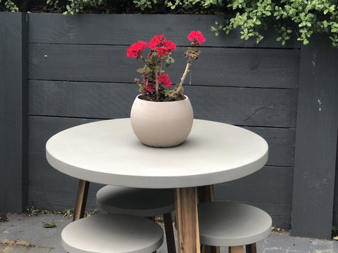 Colonial Hampdens - Stayed 2