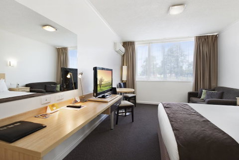 Comfort Inn Capital Horsham - Stays Accommodation 1
