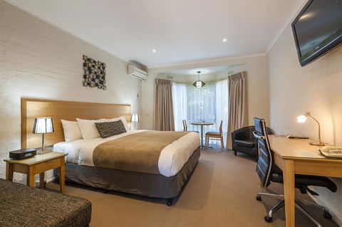 Comfort Inn Coach & Bushmans - Stayed 1