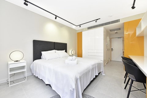 Contemporary Brand New Central Located Studio - Stayed 0