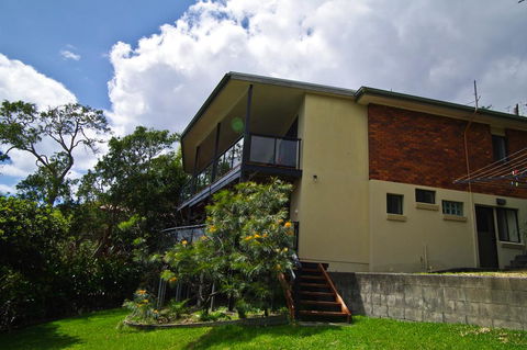Cooinda, 17 Dulconghi Street - Stays Accommodation 1