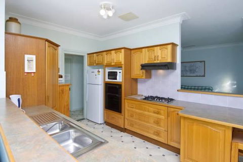 Cook St 4 - Salamander Bay - Stayed 3