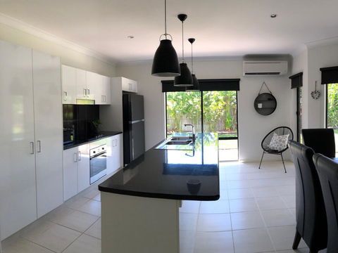 Cooya Beach - Ultimate Tropical Getaway - Stays Accommodation 3