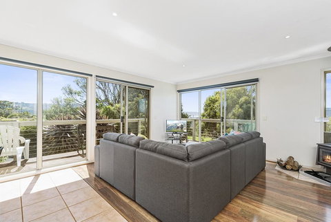 Coral Reef - Stayed 2