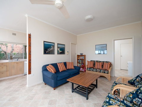 Corlette Point Road, 18, Sandy Shores - Stayed 2