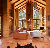 Corymbia Cottage - unique quirky private a guest favourite - Stayed