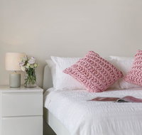 Cosy 3BR Penthouse close to Westfield and Train