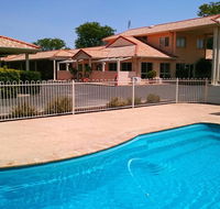 Country Roads Motor Inn - Stayed