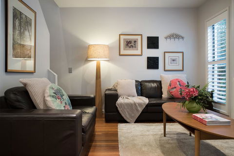 Courthouse Orchid Villa 6 - Stayed 0