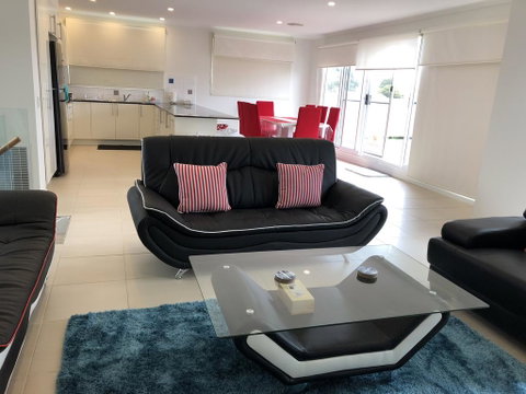 Cowes Holiday Haven - Property #2 - Stayed 0