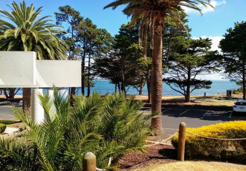 Cowes Partner Retreat - Beachfront - Stayed 0