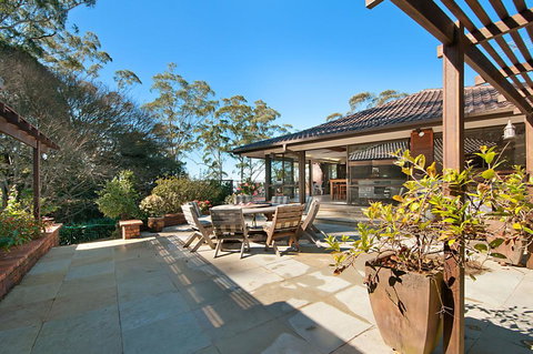 Craigdarroch Courtyard Cottage, 22 Bartle Road - Stayed 3
