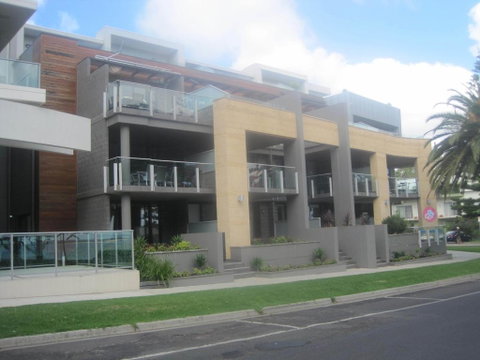 Cscape Beachfront Apartments - Stayed 1