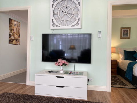 Curtis Falls Studio-Apartment - Stayed 2
