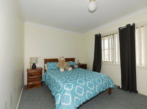 Cute And Costal - Stayed 2