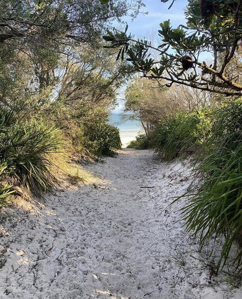 Cute And Costal - Stayed 3