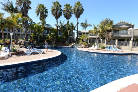 Cypress Drive Apartment - Stayed 1
