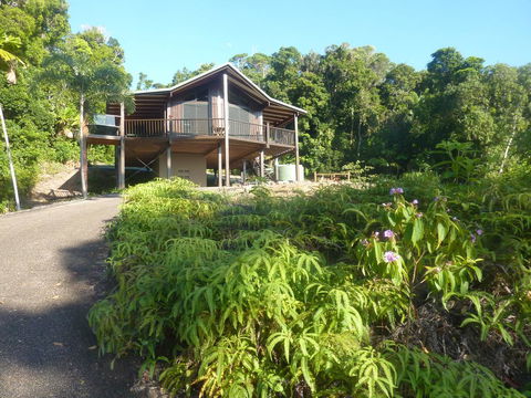 Daintree Holiday Homes - Yurara - Stays Accommodation 1