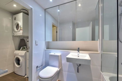 Darwin Waterfront Luxury Apartment - Stayed 2