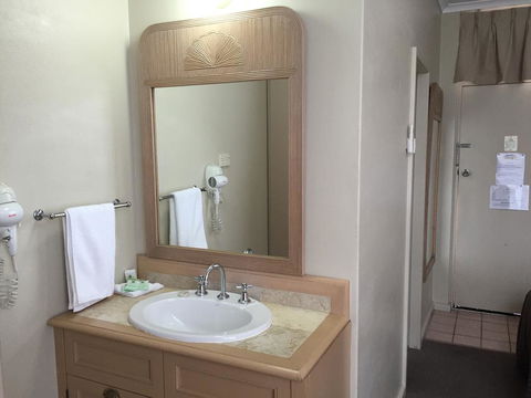 Dawson Motor Inn - Stays Accommodation 2