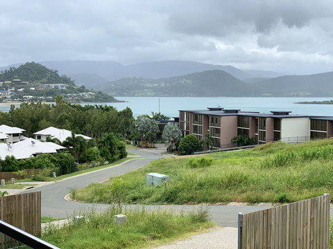 DAYDREAMING Airlie Beach, Water Views & Only 200m To Boardwalk. - Stayed 2