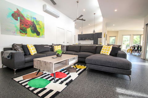 Decked Out At Bright - Stayed 1