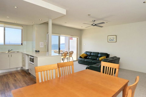 Del Rae Unit 12 - Shoal Bay - Stayed 3