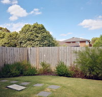 Delicate and Peaceful Bundoora Townhouse 20-R2