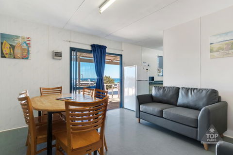Denham Seaside Caravan Park - Stayed 2