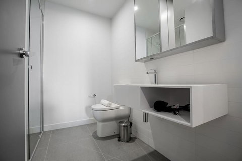 Designer 2 Bdrms APT@Parkville Free Carpark+wifi - Stays Accommodation 1