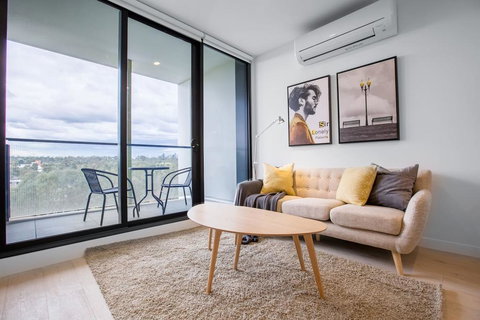 Designer 2 Bdrms APT@Parkville Free Carpark+wifi - Stays Accommodation 0