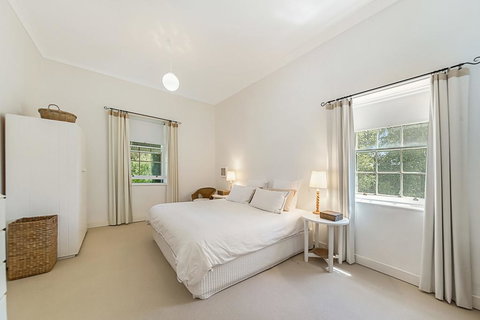 Devonshire On Davey Road - 9 Davey Road - Stayed 2