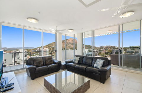 Direct Hotels - Dalgety Apartments - Stayed 3