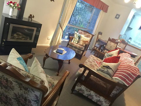 Donkey Tales Farm Cottages - Stays Accommodation 2