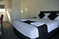 Book Springsure Accommodation Vacations Stayed Stayed
