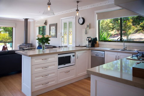 Ducks Bay - Stays Accommodation 2