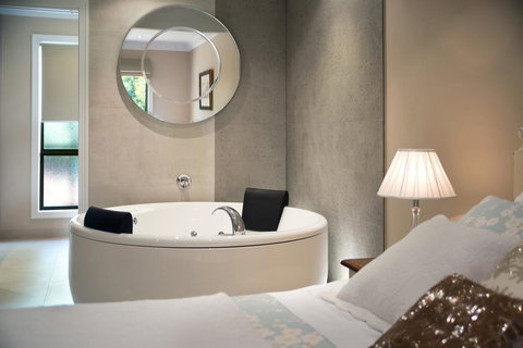 Ducks Bay - Stays Accommodation 0