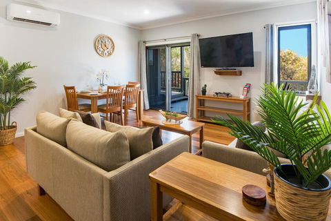 EAGLE VIEW UNIT 5 STAR - Stayed 0