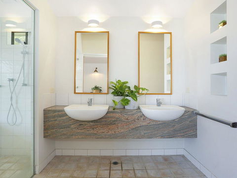 EAST COAST ESCAPES - Lighthouse Studio - Stayed 3