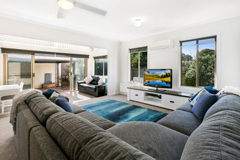 Easy Living Rosebud - Stayed 0