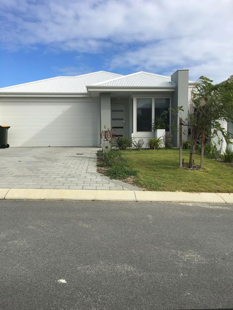 Eden Beach Retreat Holiday Home - Stayed 3