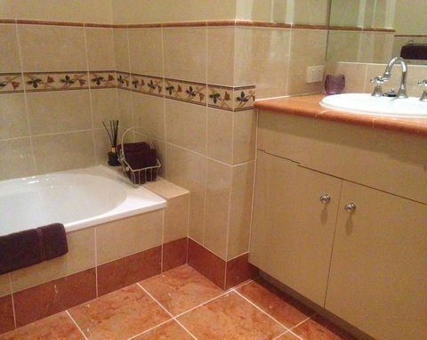Elindale House Bed & Breakfast - Stays Accommodation 3